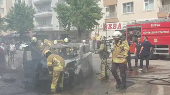 Bursa'da çakmak yüklü araçta yangın çıktı