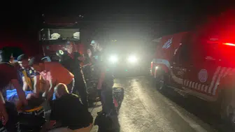 Malatya Arguvan'da tır ile otomobil çarpıştı : Aynı aileden 3 kişi hayatını kaybetti, 1 yaralı