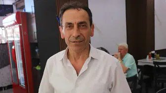 Ordu'da boğazına yemek kaçan müşteriye çalışanlardan Heimlich manevrası