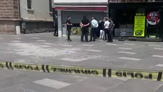 Konya'da alacak verecek tartışması : Silahla vurulan kuyumcu ağır yaralandı