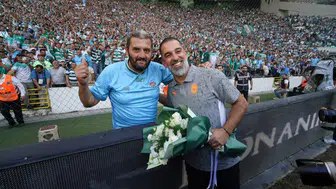 Arda Turan'dan Bursaspor taraftarına büyük övgü