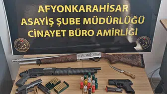 Afyonkarahisar'da 3 milyon liralık dolandırıcılık son anda engellendi