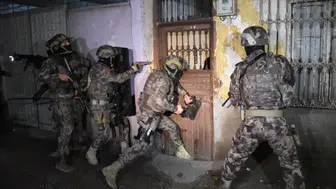 FETÖ yapılanmasına ağır darbe : 166 gözaltı