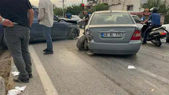 Osmaniye'de zincirleme trafik kazası : 2 yaralı