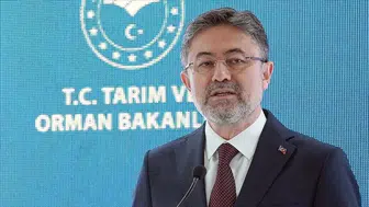 Bakan Yumaklı'dan 'Arı Zehrinin Toplanmasına İlişkin Yönetmelik' hakkında paylaşım