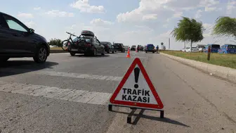 Edirne'de otomobille kamyonet çarpıştı : 3 yaralı