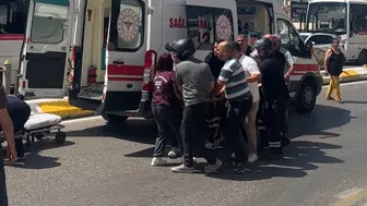 Edirne'de minibüs ile motosiklet çarpıştı : Sürücü yaralandı