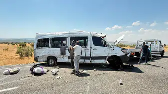 Diyarbakır’daki feci kazada 7 kişi hayatını kaybetmişti ! Minibüs sürücüsü tutuklandı