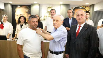 Aydın'da CHP'li belediye meclis üyesi AK Parti'ye geçti