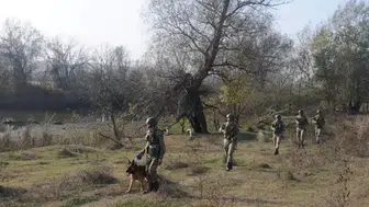 Edirne'de 9 kaçak göçmen yakalandı : 2 organizatör tutuklandı