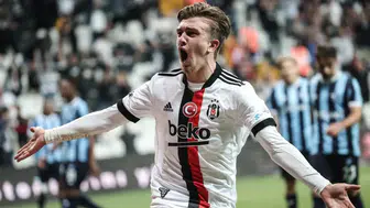Beşiktaş’ta Rıdvan Yılmaz gururu! Çorum FK maçında 100. kez sahada