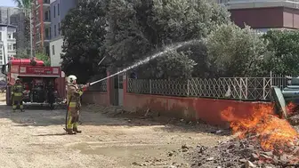 Hatay Defne'de doğal gaz borusu patladı : Alevler metrelerce yükseldi