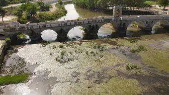 Edirne’de Tunca Nehri alarm veriyor : Sular çekildi, kum adacıkları ortaya çıktı