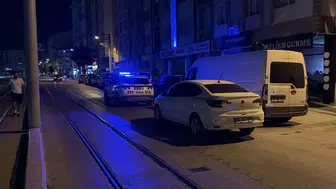 Eskişehir'de bıçaklı kavga : 1'i ağır 2 yaralı