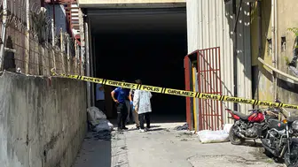 Gaziosmanpaşa’da yük asansörü 4’üncü kattan düştü : O anlar kamerada