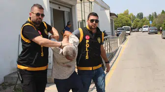Adana'da 10 yıl önce boşandığı eski eşini bıçaklayan şahıs tutuklandı