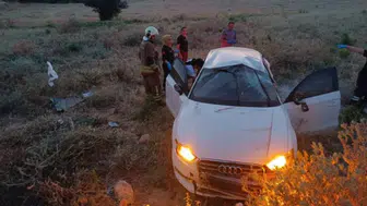 İskenderun'da kontrolden çıkan otomobil tarlaya uçtu