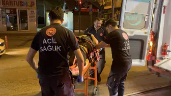 Bursa'da motosiklet devrildi : Sürücü yaralandı