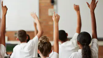Özel okullarda yabancı isim dönemi sona eriyor