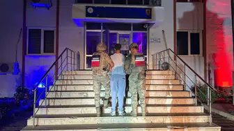 Bingöl'de jandarmadan operasyon : Kesinleşmiş hapis cezası bulunan 5 firari yakalandı
