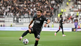 Beşiktaş, Hradec Kralove deplasmanında 10 kişi ile kazandı