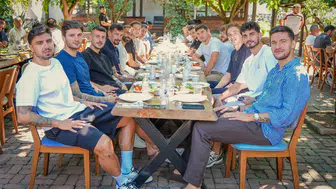 Trabzonsporlu futbolcular kahvaltıda bir araya geldi