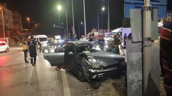 Samsun'da otomobiller çarpıştı : 10 yaralı