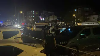 Niğde'de yol kenarındaki otomobilde korkunç manzara : 1 ölü, 1 yaralı