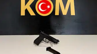 Muğla'da suç örgütünü öven paylaşımlar yapan şüpheli yakalandı : Evinden kurusıkı tabanca çıktı