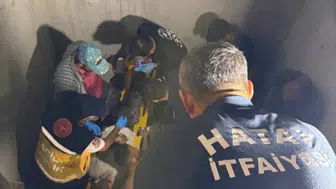 Hatay Defne’de asansör boşluğuna düşen işçi yaralandı