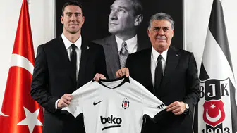 Dusan Vlahovic'in imza töreni ne zaman, saat kaçta?