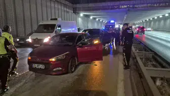 Eskişehir'de 4 araçlı zincirleme trafik kazası : 5 yaralı