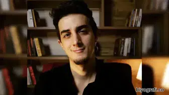 Ruhi Çenet kimdir? Kaç yaşında ve nerelidir?