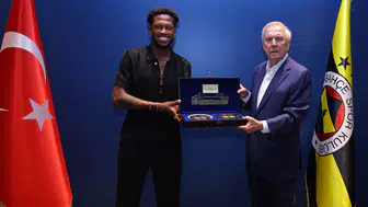Atletico Mineiro'ya transfer olan Fred, Fenerbahçe'ye veda etti