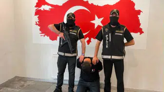 İçişleri Bakanlığı'ndan Bakü'de operasyon : Kırmızı bültenle aranan şahıs Türkiye'ye getirildi