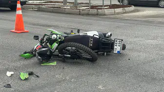 Burdur'da otomobille çarpışan motosikletin sürücüsü hastanede hayatını kaybetti