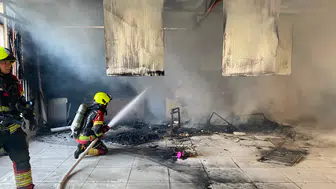 Balıkesir'de balkonda çıkan yangın korkuttu