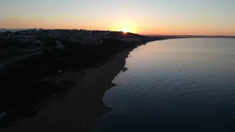 Sinop Valiliği'nden deniz uyarısı : Kuzey sahillerinde denize girmek yasaklandı