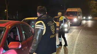Düzce'de asayiş denetimi : Aranması olan 41 kişi yakalandı