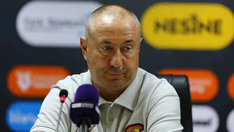 Göztepe'de Stoilov'dan Avrupa hedefi ve transfer açıklaması