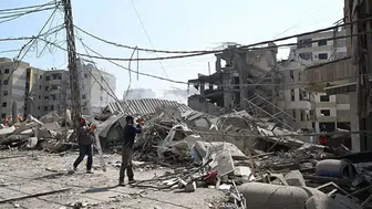 İsrail, Lübnan'ın güneyini bombaladı : Çok sayıda ev yıkıldı