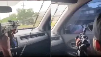 Meksika'da akılalmaz görüntüler ! Silahlı şüpheliler güvenlik güçlerinin önünden böyle geçti
