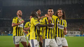 Fenerbahçe, sahasında Konyaspor'u 4-2 mağlup etti