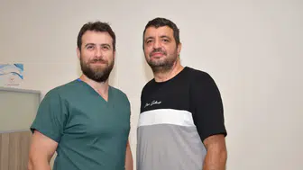 Yutma güçlüğü ve göğüs ağrısının nedeni belli oldu : Yemek borusundan 13 santimetrelik tümör çıktı