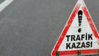 Afyonkarahisar'da otomobil bariyerlere çarptı : 1 ölü