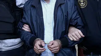 Şanlıurfa'da polis aracına bıçakla saldıran zanlı tutuklandı
