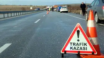 Mardin Nusaybin'de tır devrildi : 2 yaralı