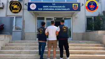 Antalya'da JASAT'tan operasyon : Son 1 ayda bin 331 aranan şahıs yakalandı