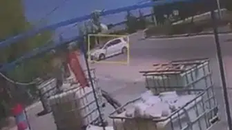 Eskişehir Odunpazarı'nda otomobil iş yerine girdi