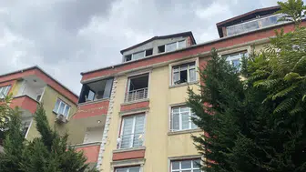 İstanbul Sultangazi'de çocuk odasında başlayan yangın tüm daireyi sardı
